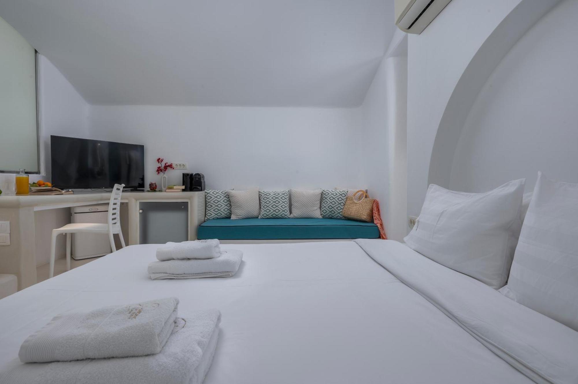 Diamond Luxury Suites Collection Oia  Bagian luar foto